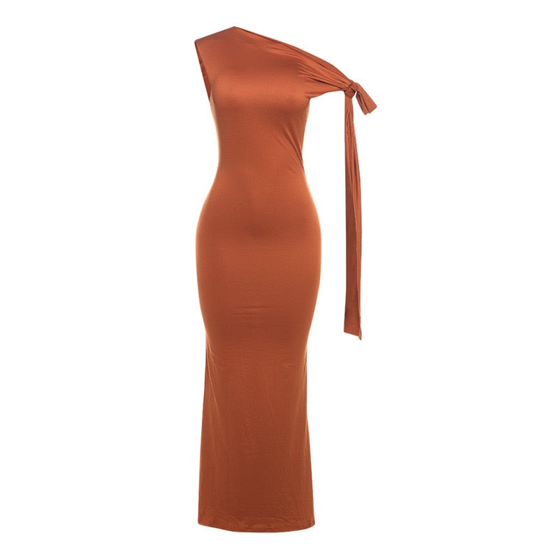 "Payton" One-Shoulder Maxikleid