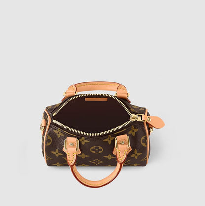 Nano Handtasche LV
