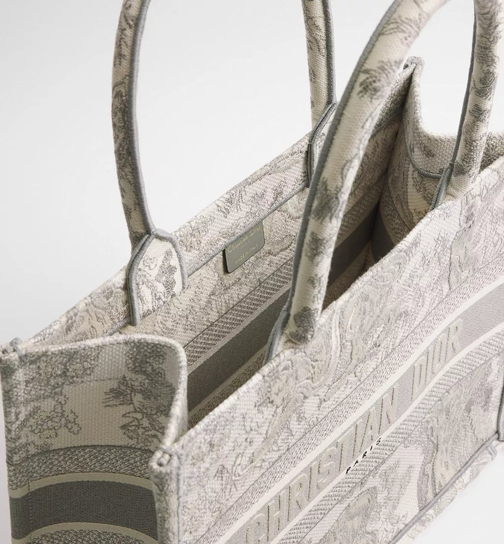 Heritage Monogram Shopper
