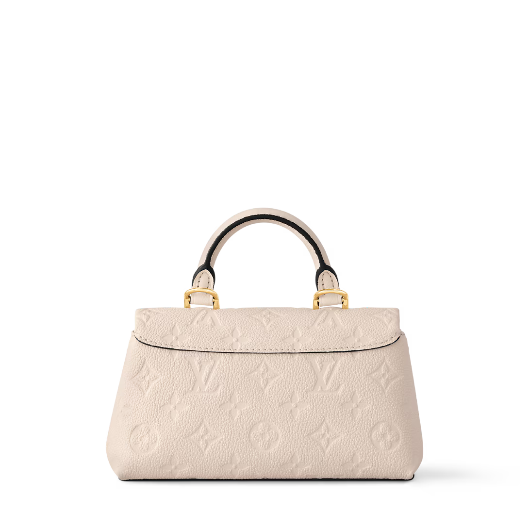 Noir Éclipse Mini Chain Bag