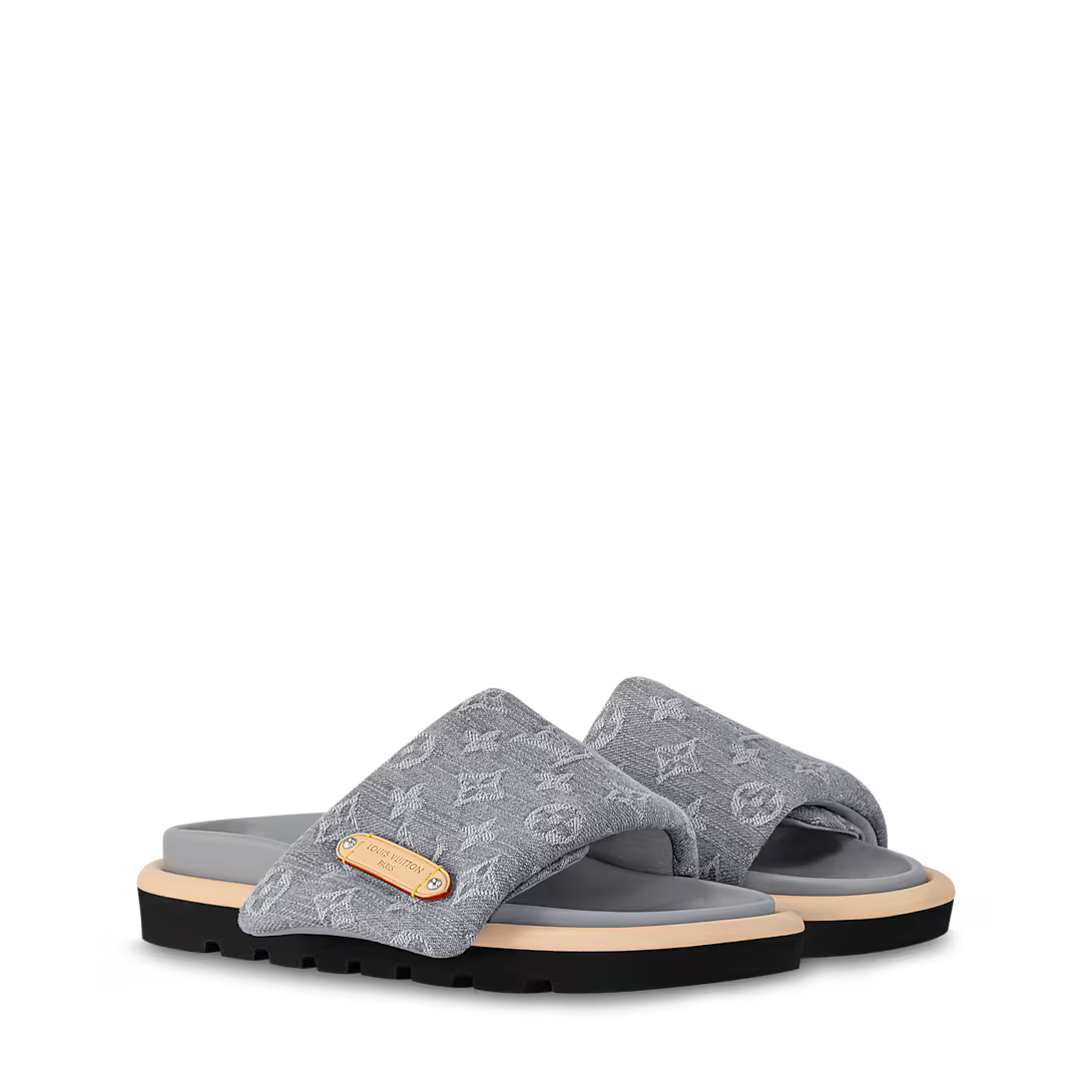 Riviera Pillow Slides